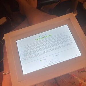 Photospring digital photo frame